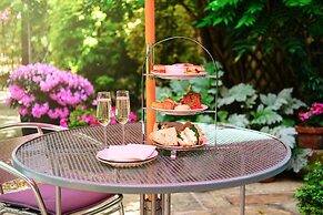 York Pavilion Hotel, Sure Hotel Collection by Best Western