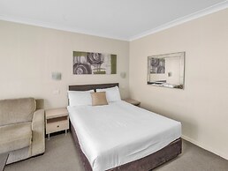 Tall Trees Ainslie Motel