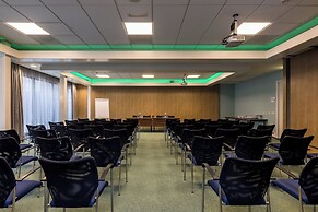 Holiday Inn Eindhoven Centre by IHG