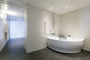 Holiday Inn Eindhoven Centre by IHG