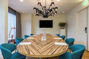 Holiday Inn Eindhoven Centre by IHG