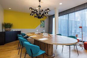 Holiday Inn Eindhoven Centre by IHG