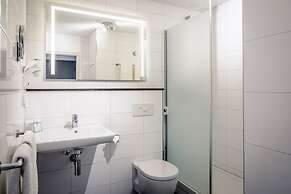 Holiday Inn Eindhoven Centre by IHG