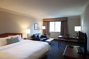 Toronto Don Valley Hotel and Suites