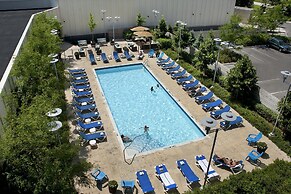 Toronto Don Valley Hotel and Suites