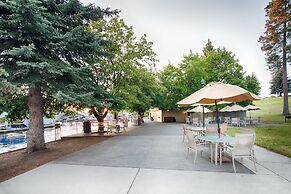 Red Lion Hotel Templin's on the River