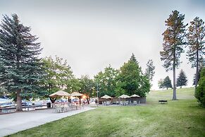 Red Lion Hotel Templin's on the River