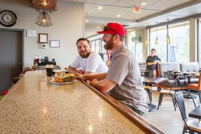 Red Lion Hotel Templin's on the River