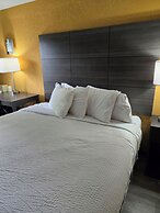 Days Inn by Wyndham Charlotte Northlake