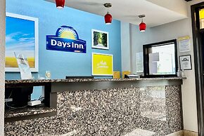 Days Inn by Wyndham Charlotte Northlake