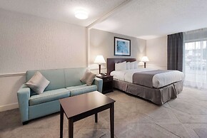 The Blu Hotel Blue Ash Cincinnati, Ascend Hotel Collection