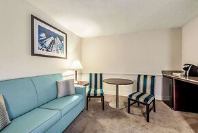 The Blu Hotel Blue Ash Cincinnati, Ascend Hotel Collection