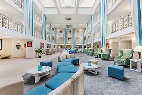 The Blu Hotel Blue Ash Cincinnati, Ascend Hotel Collection