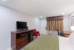 Quality Inn Redding near I-5