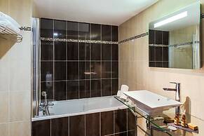 Best Western Le Marquis de La Baume