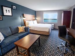 Crowne Plaza Niagara Falls NY Riverside by IHG
