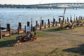 Crowne Plaza Niagara Falls NY Riverside by IHG