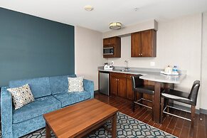 Crowne Plaza Niagara Falls NY Riverside by IHG