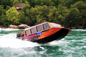 Crowne Plaza Niagara Falls NY Riverside by IHG