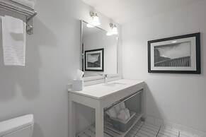 Crowne Plaza Niagara Falls NY Riverside by IHG