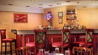 Crowne Plaza Niagara Falls NY Riverside by IHG