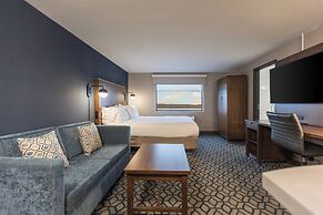 Crowne Plaza Niagara Falls NY Riverside by IHG