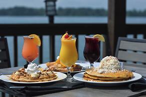 Crowne Plaza Niagara Falls NY Riverside by IHG