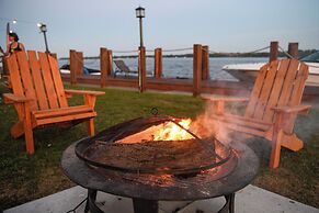 Crowne Plaza Niagara Falls NY Riverside by IHG