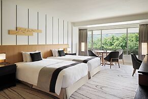 The Prince Kyoto Takaragaike, Autograph Collection