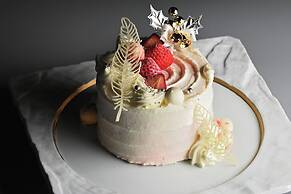 The Prince Kyoto Takaragaike, Autograph Collection