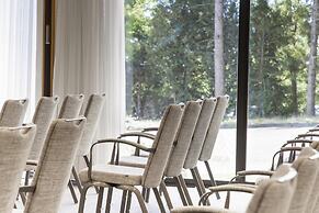 NH Luxembourg Airport