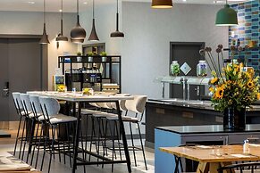 NH Luxembourg Airport
