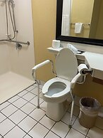 Quality Inn Conference Center Logansport