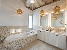 Galley Bay Resort & Spa