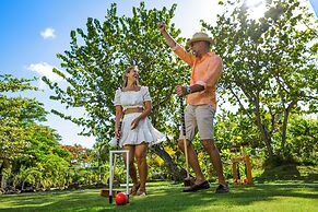 Galley Bay Resort & Spa