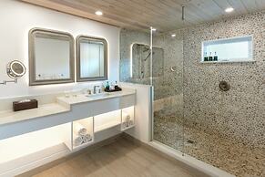 Galley Bay Resort & Spa