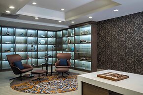 Renaissance Concourse Atlanta Airport Hotel