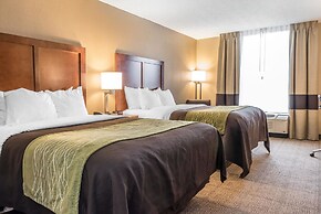 Comfort Inn & Suites Piqua-Near Troy-I75