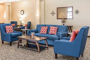 Comfort Inn & Suites Piqua-Near Troy-I75