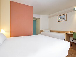 ibis Blois Centre Chateau