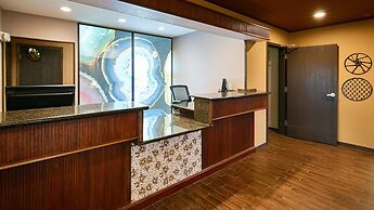 Best Western Plus Rama Inn