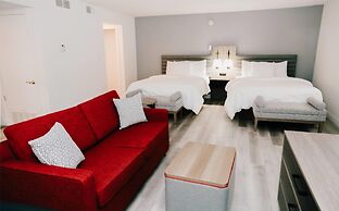Hawthorn Suites by Wyndham Tinton Falls