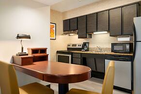 Hawthorn Suites by Wyndham Tinton Falls