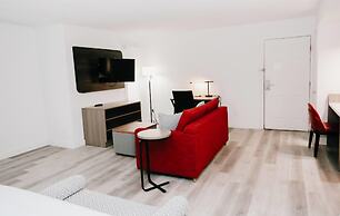 Hawthorn Suites by Wyndham Tinton Falls