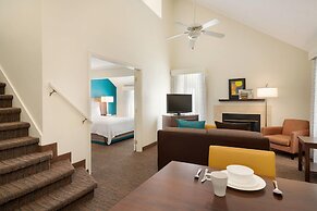 Hawthorn Suites by Wyndham Tinton Falls