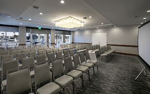 Marina del Rey Hotel