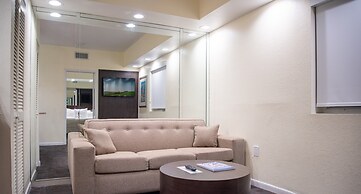 Crystal Beach Suites Miami Oceanfront Hotel