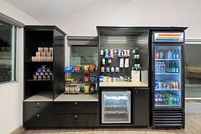 Solara Inn and Suites