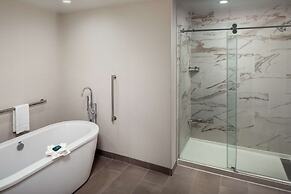 The Bethesdan Hotel, Tapestry Collection by Hilton