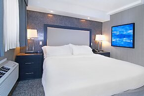 Holiday Inn Express Hotel & Suites Calgary by IHG